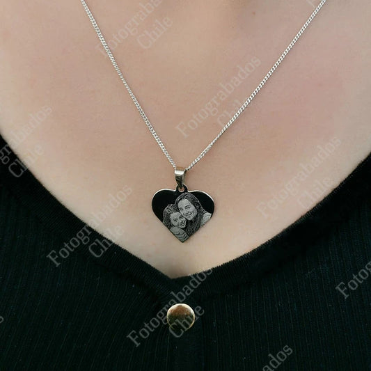 Photoetched heart plate with chain for woman 1 to 3 faces